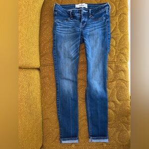 HOLLISTER SUPER SKINNY LOW RISE JEANS 2014
